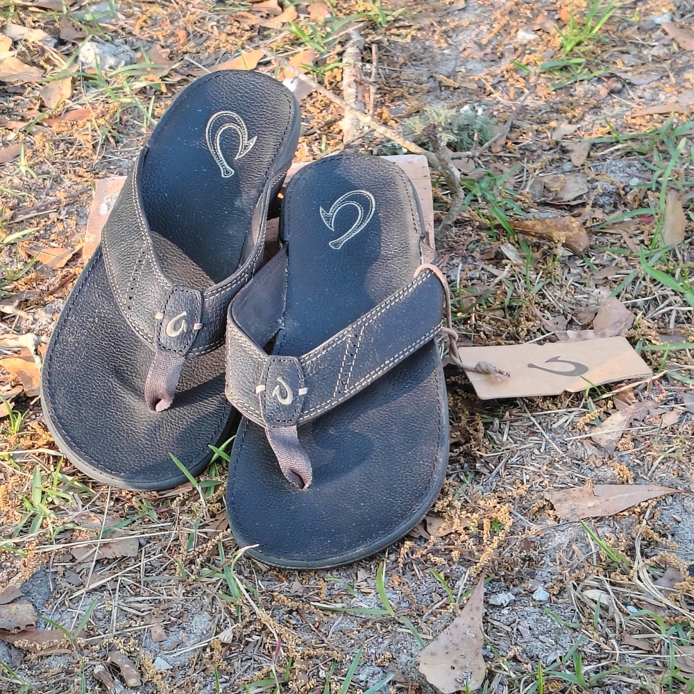 Black Ohana Flip Flops Brand New Never Worn With Tags Size 9